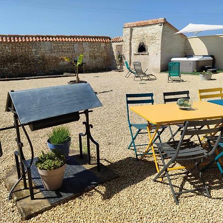 Gite Le Relais Du Mardelon Messeme Eksteriør billede
